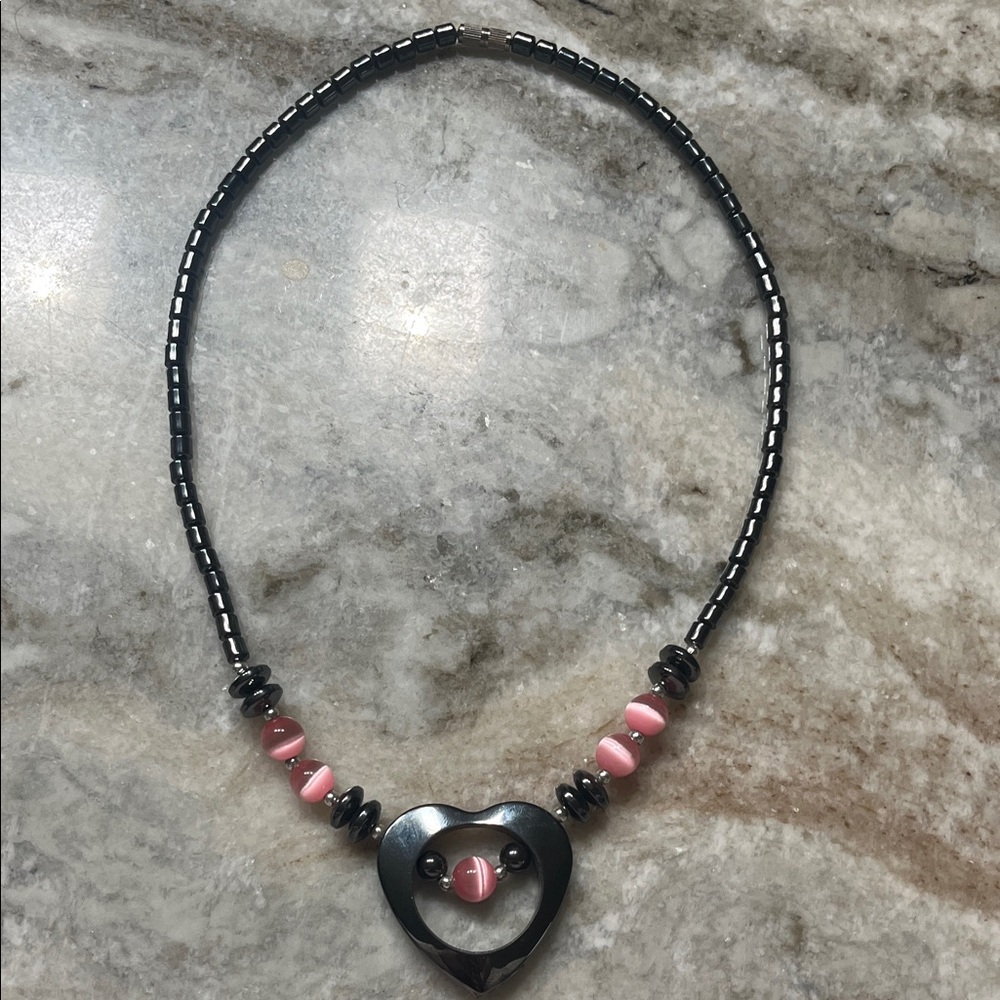 Black & Pink Heart Pendant Beaded Necklace - Women Jewelry